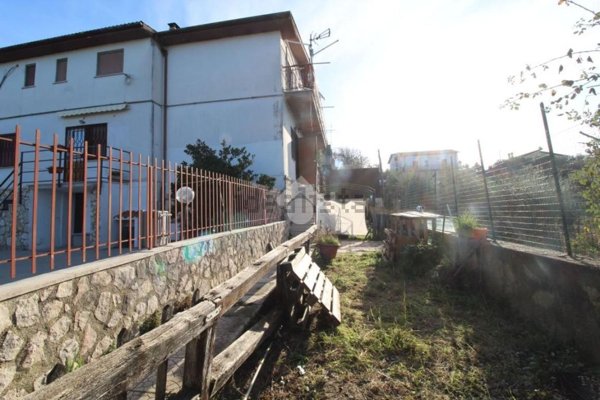 appartamento in vendita a Casaprota