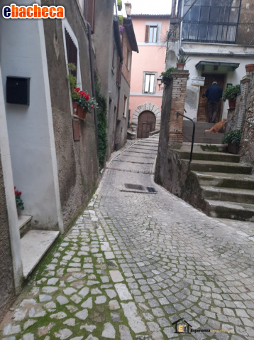 locale di sgombero in vendita a Casperia