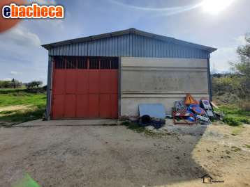 locale di sgombero in vendita a Casperia