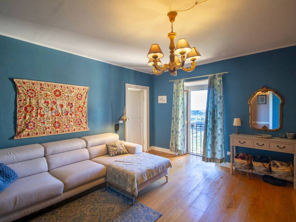 casa indipendente in vendita a Casperia