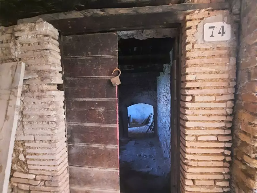 locale di sgombero in vendita a Casperia