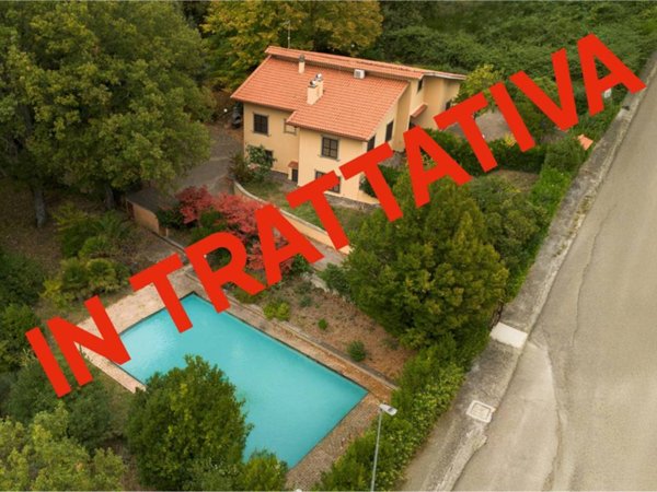 casa indipendente in vendita a Casperia