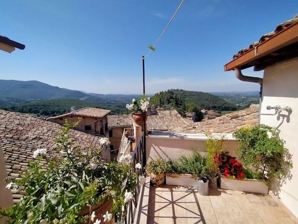 appartamento in vendita a Casperia