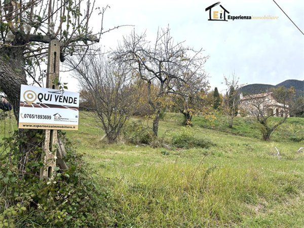 terreno edificabile in vendita a Casperia in zona Paranzano