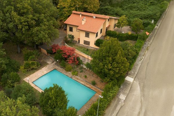 casa indipendente in vendita a Casperia