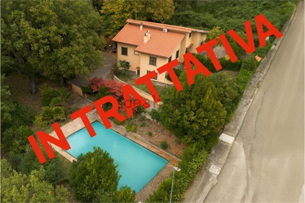 casa indipendente in vendita a Casperia