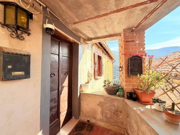 appartamento in vendita a Casperia