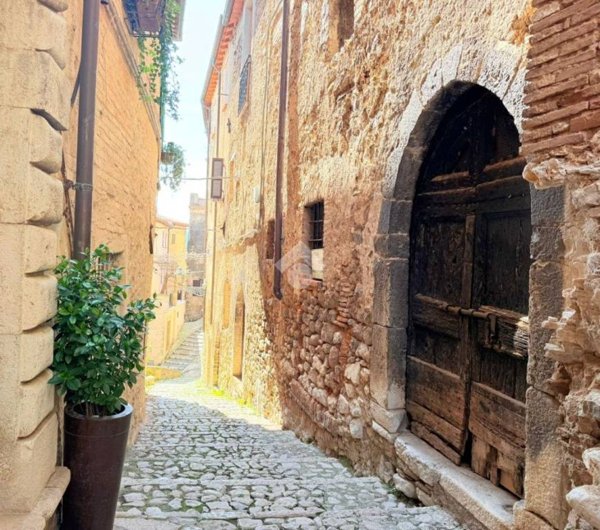 appartamento in vendita a Casperia