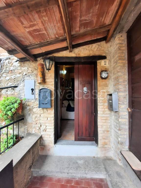 appartamento in vendita a Casperia