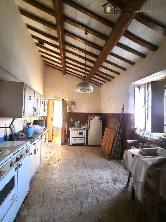 appartamento in vendita a Casperia in zona Paranzano