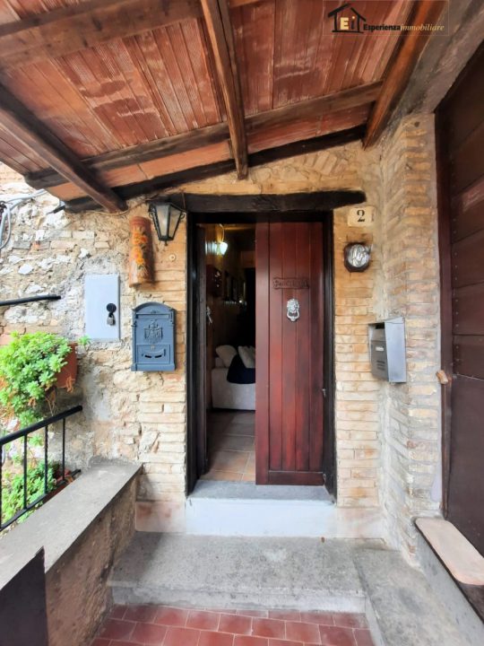 appartamento in vendita a Casperia