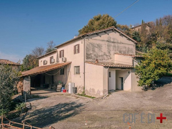 appartamento in vendita a Castelnuovo di Farfa