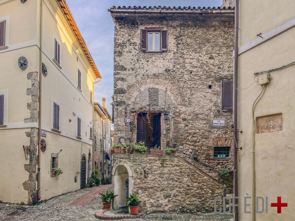 appartamento in vendita a Castelnuovo di Farfa