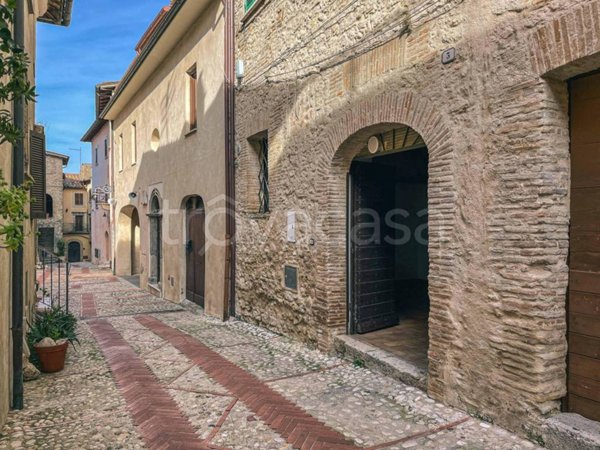 appartamento in vendita a Castelnuovo di Farfa