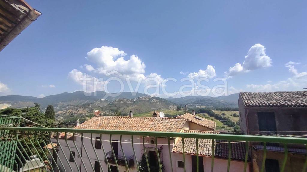 appartamento in vendita a Castelnuovo di Farfa