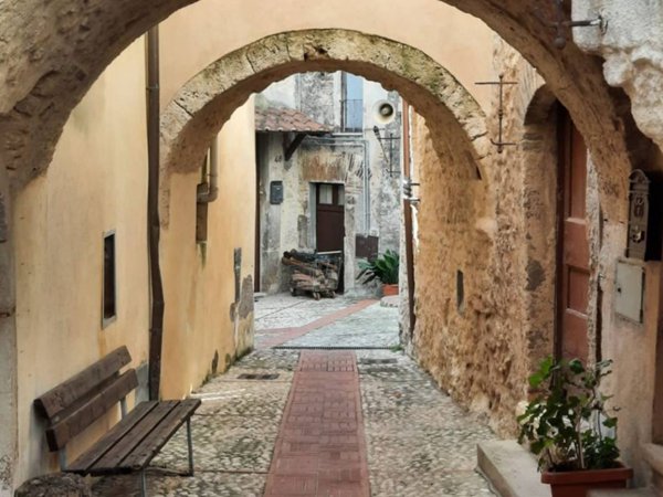 appartamento in vendita a Castelnuovo di Farfa