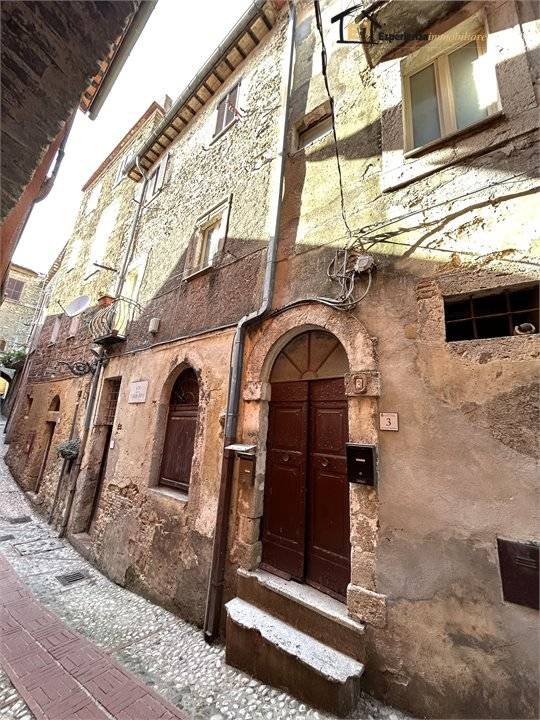 appartamento in vendita a Castelnuovo di Farfa