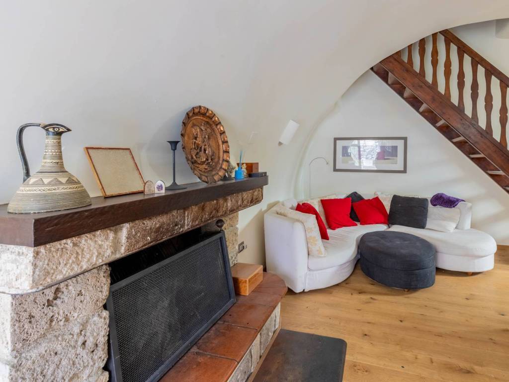 appartamento in vendita a Castel Sant'Angelo