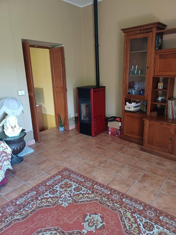 appartamento in vendita a Castel Sant'Angelo