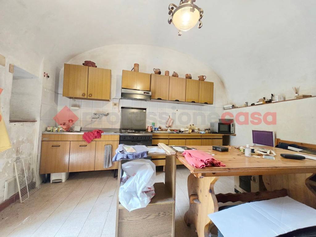 casa indipendente in vendita a Castel Sant'Angelo