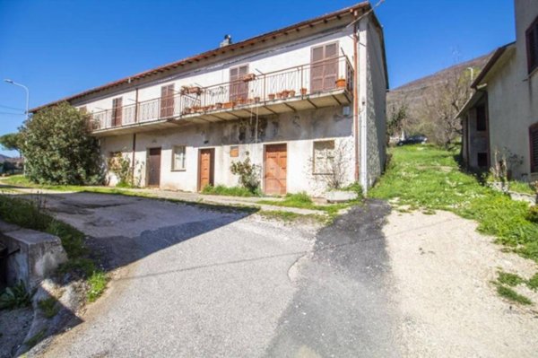 casa indipendente in vendita a Cittaducale