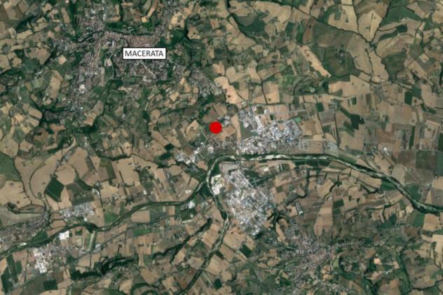 locale di sgombero in vendita a Cittaducale in zona Santa Rufina