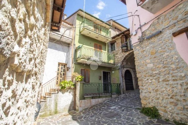 casa indipendente in vendita a Cittaducale in zona Santa Rufina