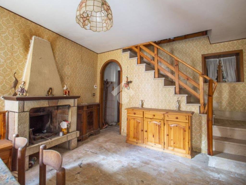 casa semindipendente in vendita a Cittaducale in zona Santa Rufina