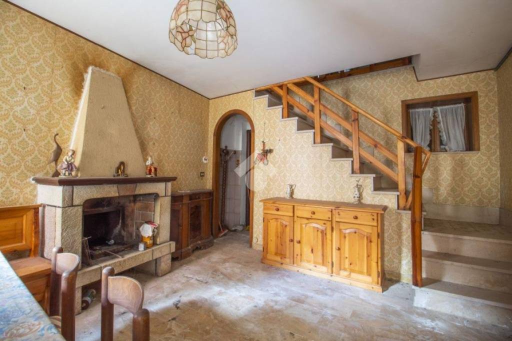 casa semindipendente in vendita a Cittaducale in zona Santa Rufina