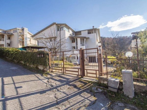 appartamento in vendita a Cittaducale in zona Santa Rufina