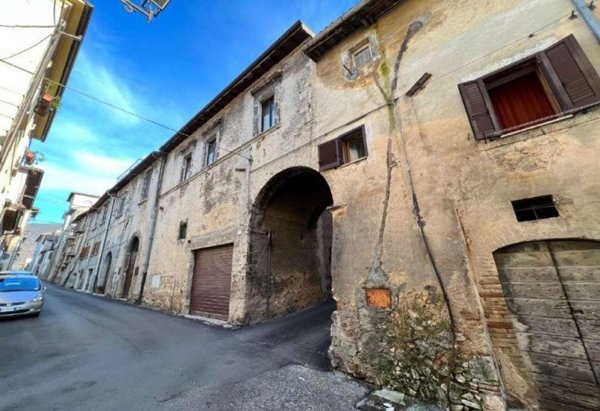 casa indipendente in vendita a Cittaducale