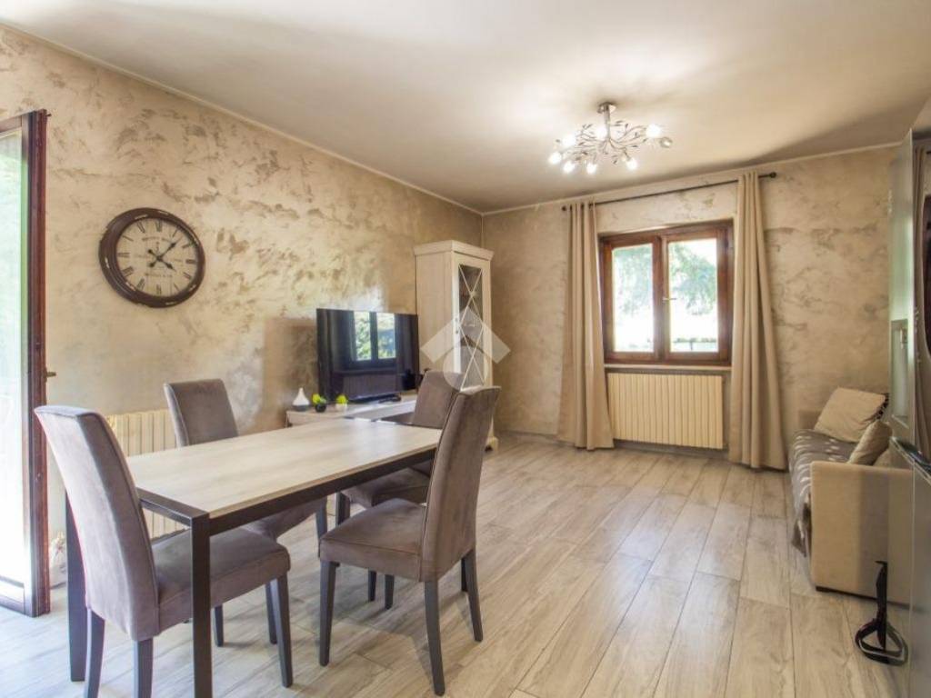 appartamento in vendita a Cittaducale in zona Caporio
