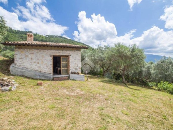 casa indipendente in vendita a Cittaducale