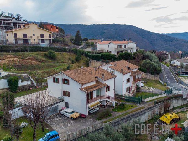 casa indipendente in vendita a Cittaducale