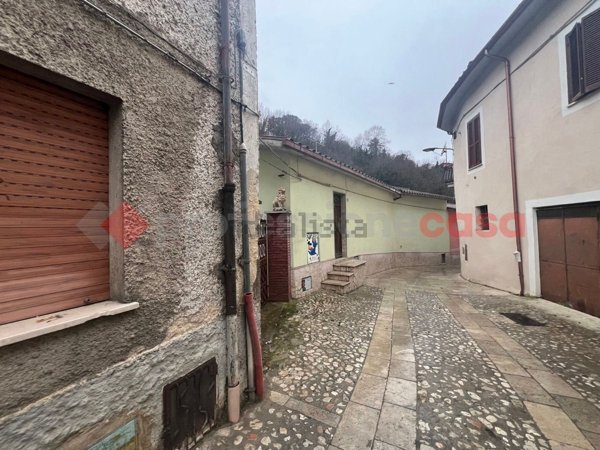 appartamento in vendita a Cittaducale in zona Santa Rufina