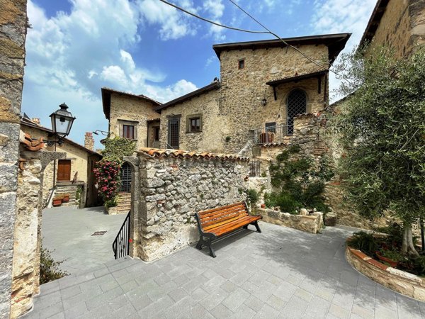 appartamento in vendita a Cittaducale in zona Calcariola