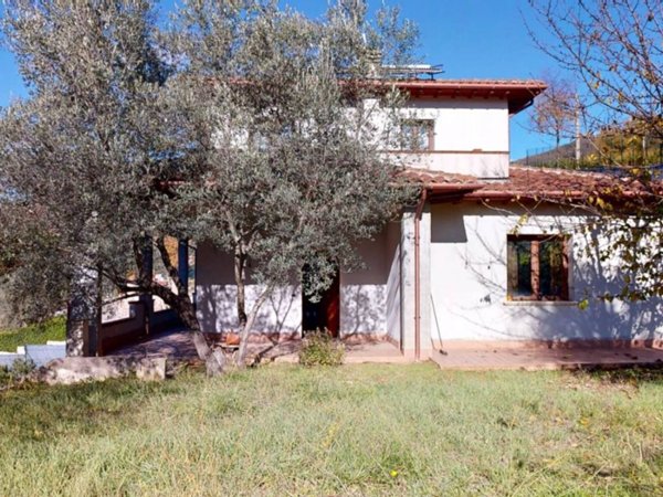 casa indipendente in vendita a Cittaducale