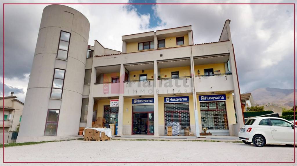 negozio in vendita a Cittaducale in zona Santa Rufina