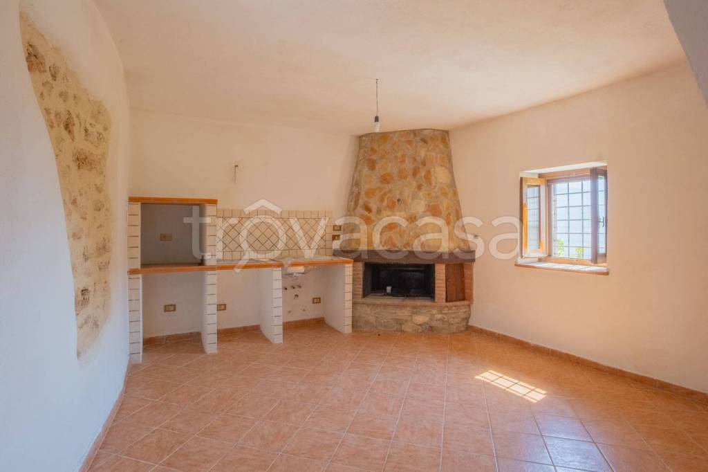 appartamento in vendita a Cittaducale in zona Calcariola