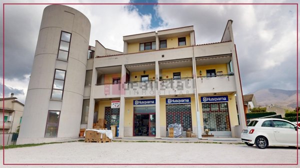 locale di sgombero in vendita a Cittaducale in zona Santa Rufina