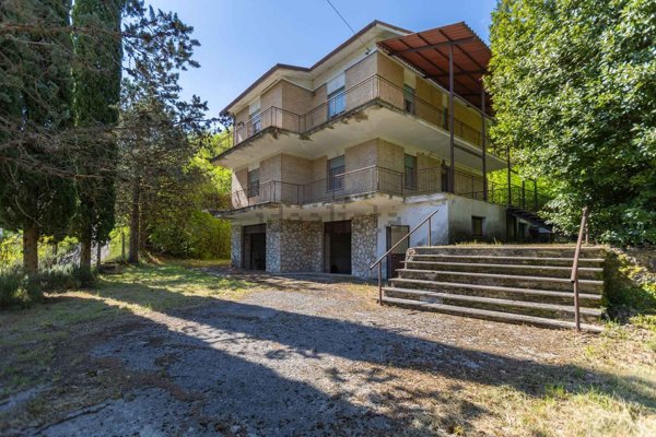 casa indipendente in vendita a Cittaducale in zona Micciani