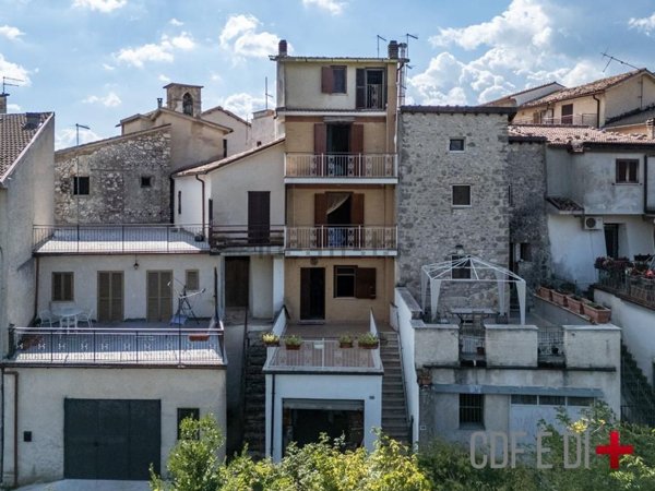 appartamento in vendita a Cittaducale in zona Pendenza