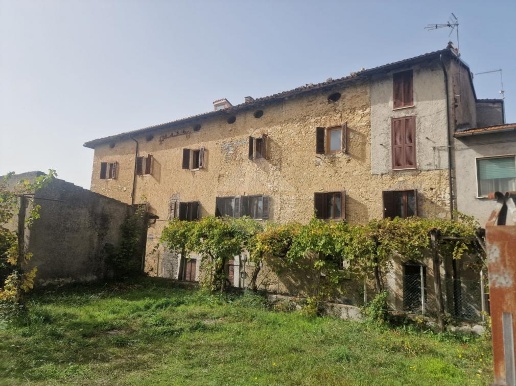 casa indipendente in vendita a Collalto Sabino
