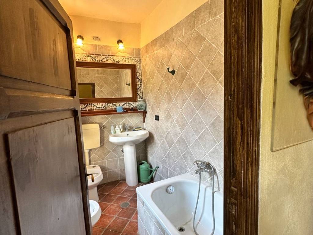casa indipendente in vendita a Colle di Tora