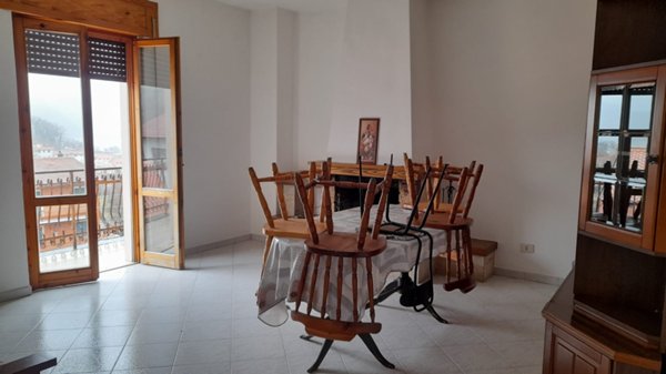 appartamento in vendita a Colle di Tora