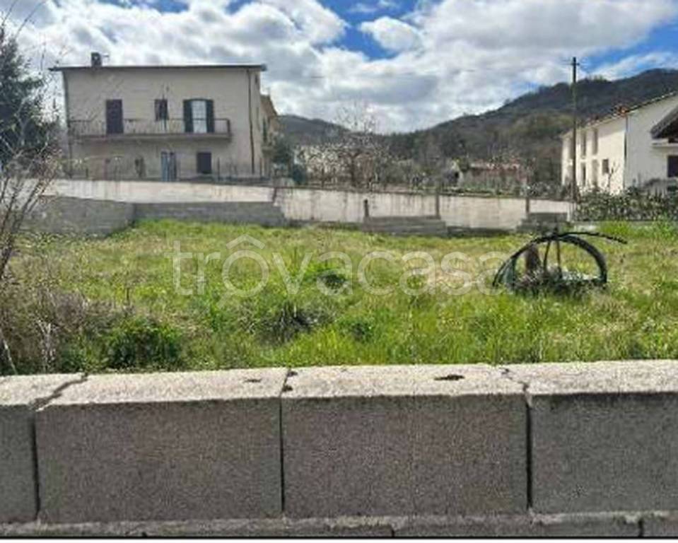terreno agricolo in vendita a Colle di Tora