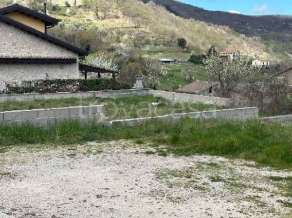 appartamento in vendita a Colle di Tora