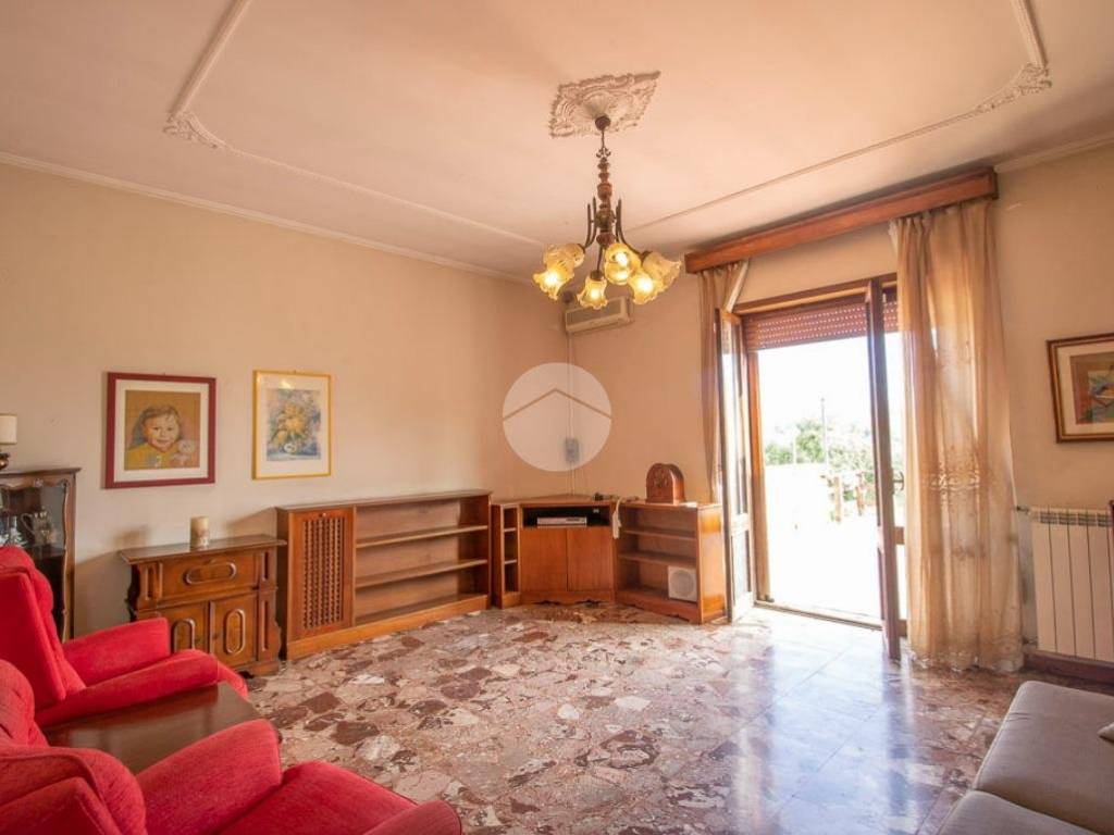 casa indipendente in vendita a Collevecchio