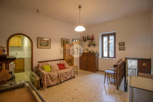 appartamento in vendita a Collevecchio in zona Cicignano
