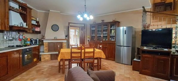 appartamento in vendita a Collevecchio in zona Cicignano